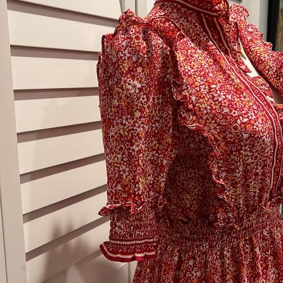 Max Studio NWT Maxi Ruffle Floral Dress, size Small in Polyester/Spandex blend. - Picture 6 of 12